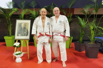 2 CEINTURES ROUGE ET BLANCHE POUR L'AD 71