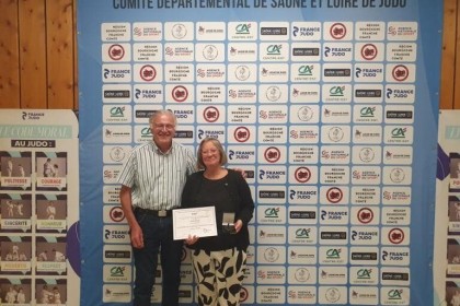 CELINE PIEJAK, PRESIDENTE, RECOMPENSEE PAR FRANCE JUDO