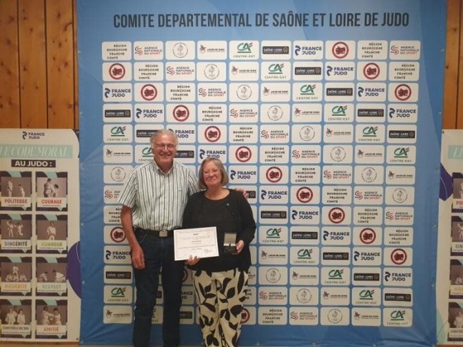 Image de l'actu 'CELINE PIEJAK, PRESIDENTE, RECOMPENSEE PAR FRANCE JUDO'